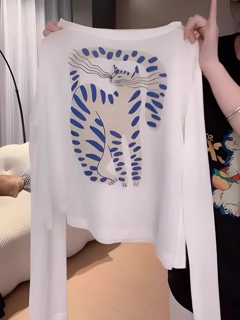 十三行女装高货~2025夏季薄款猫咪印花白色防晒长袖t恤百搭上衣潮