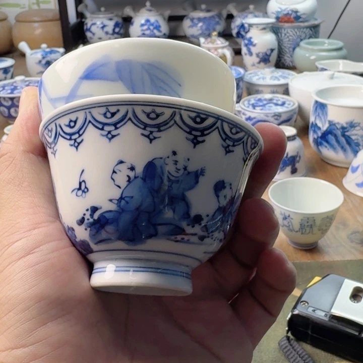 陪**雨青花瓷器杯子茶具，暗冲