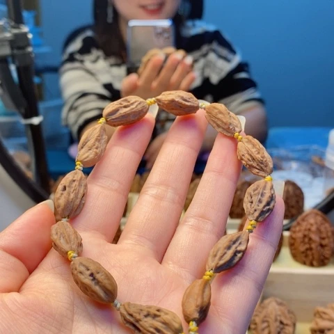 桃核把件怪*东北秋子