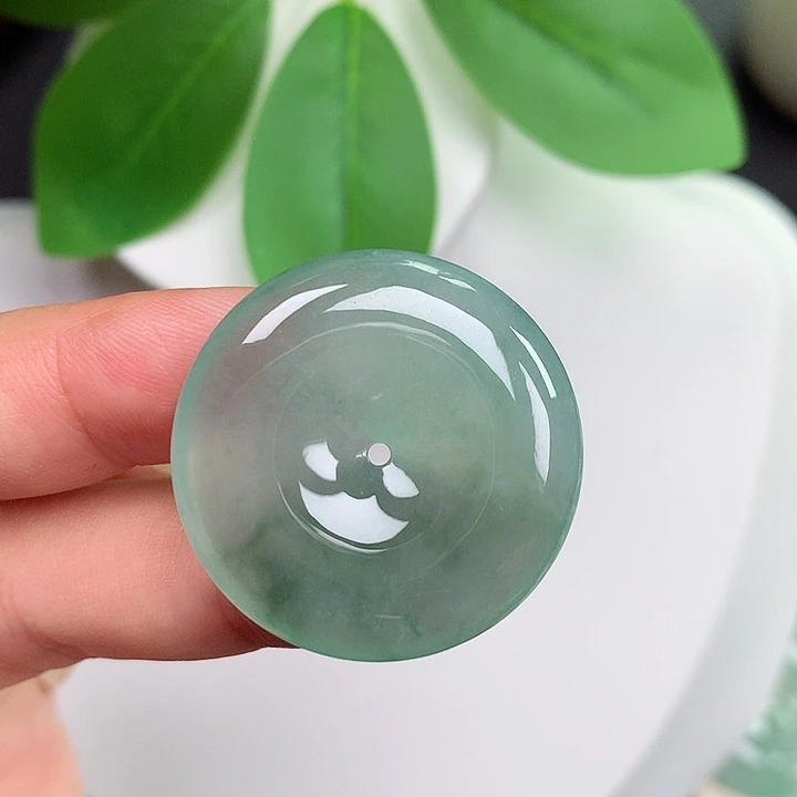 翡翠未镶嵌颈饰平安扣 29.2x5.7mm