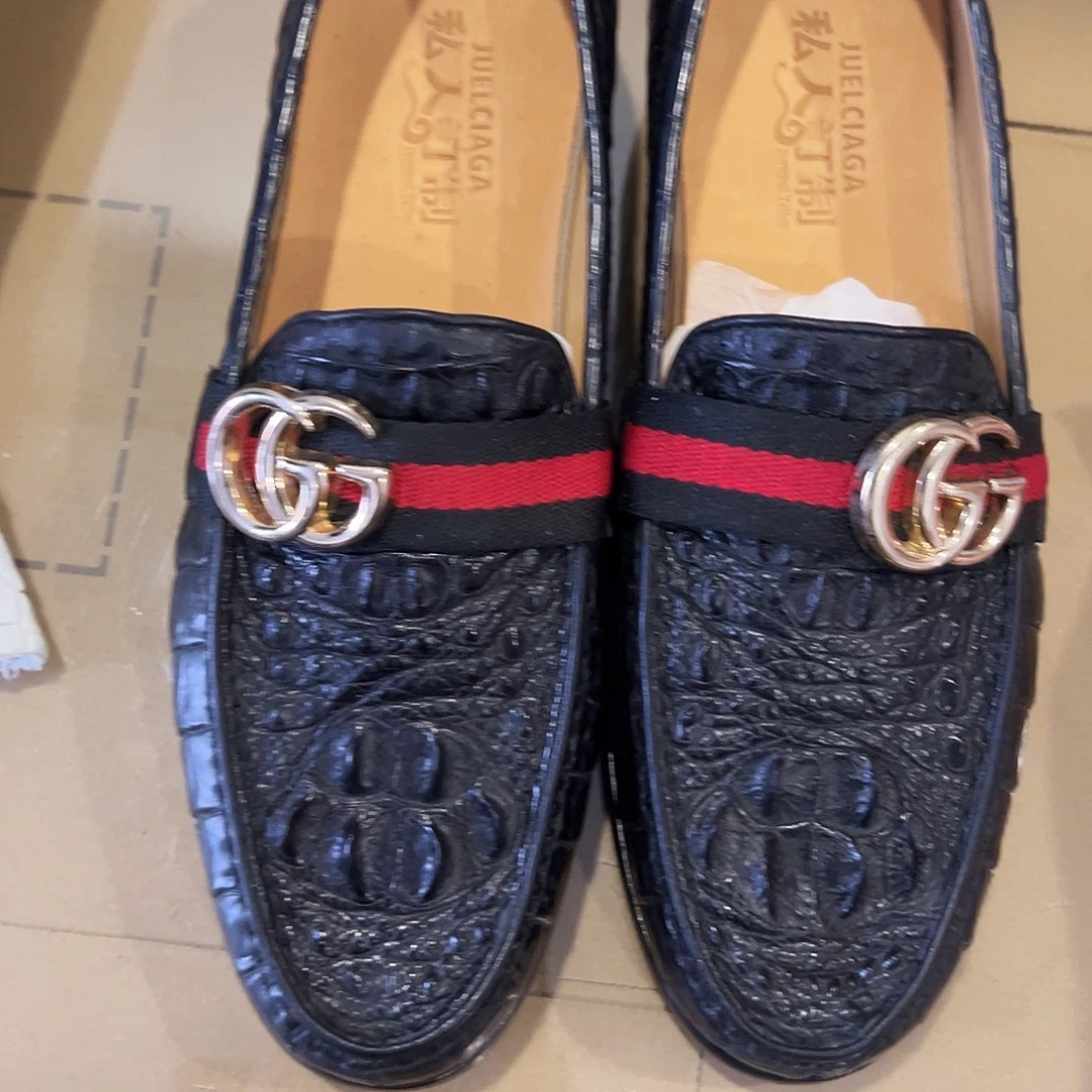 困***啊马皮（革）鳄鱼皮（革）