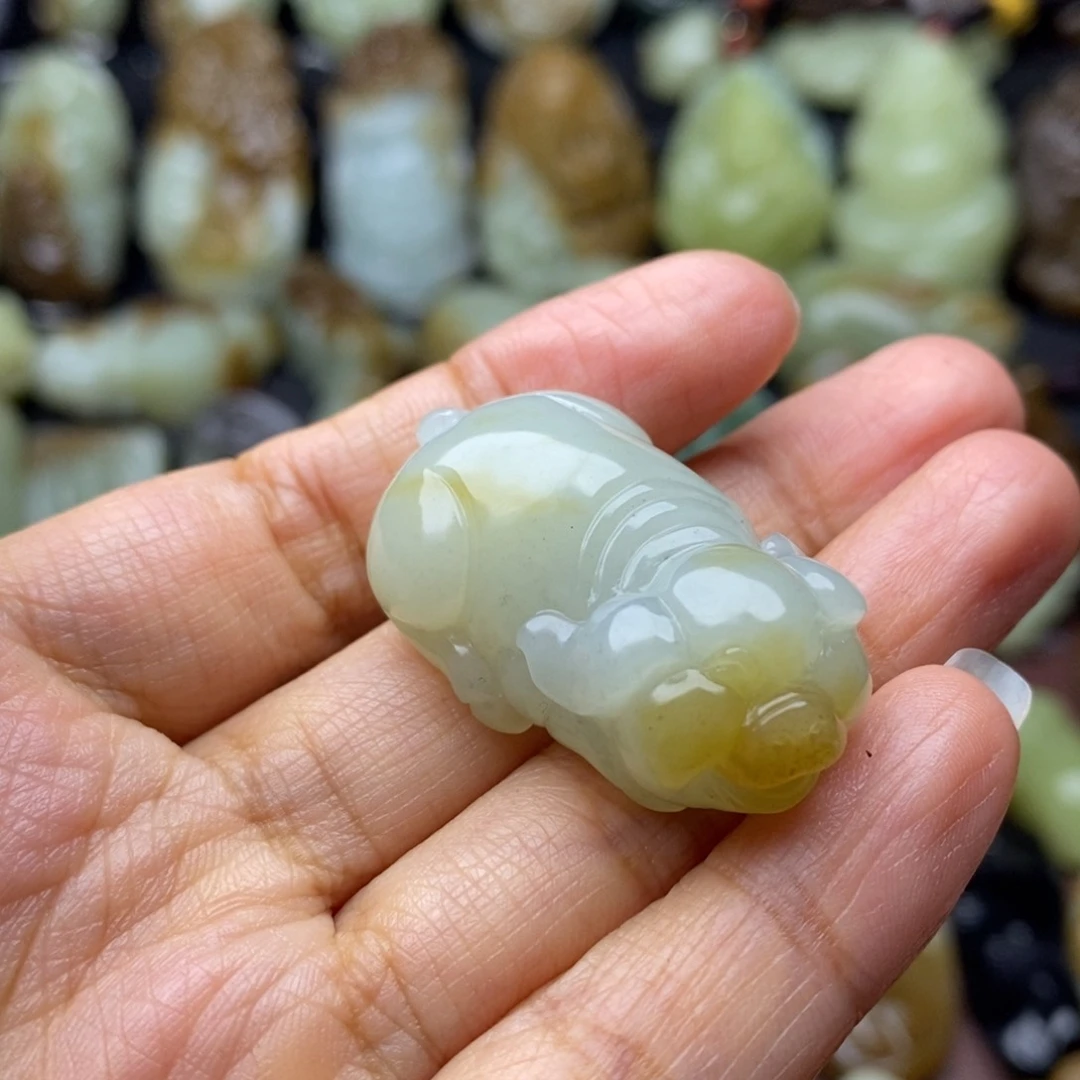 项链未镶嵌和田玉（糖玉）