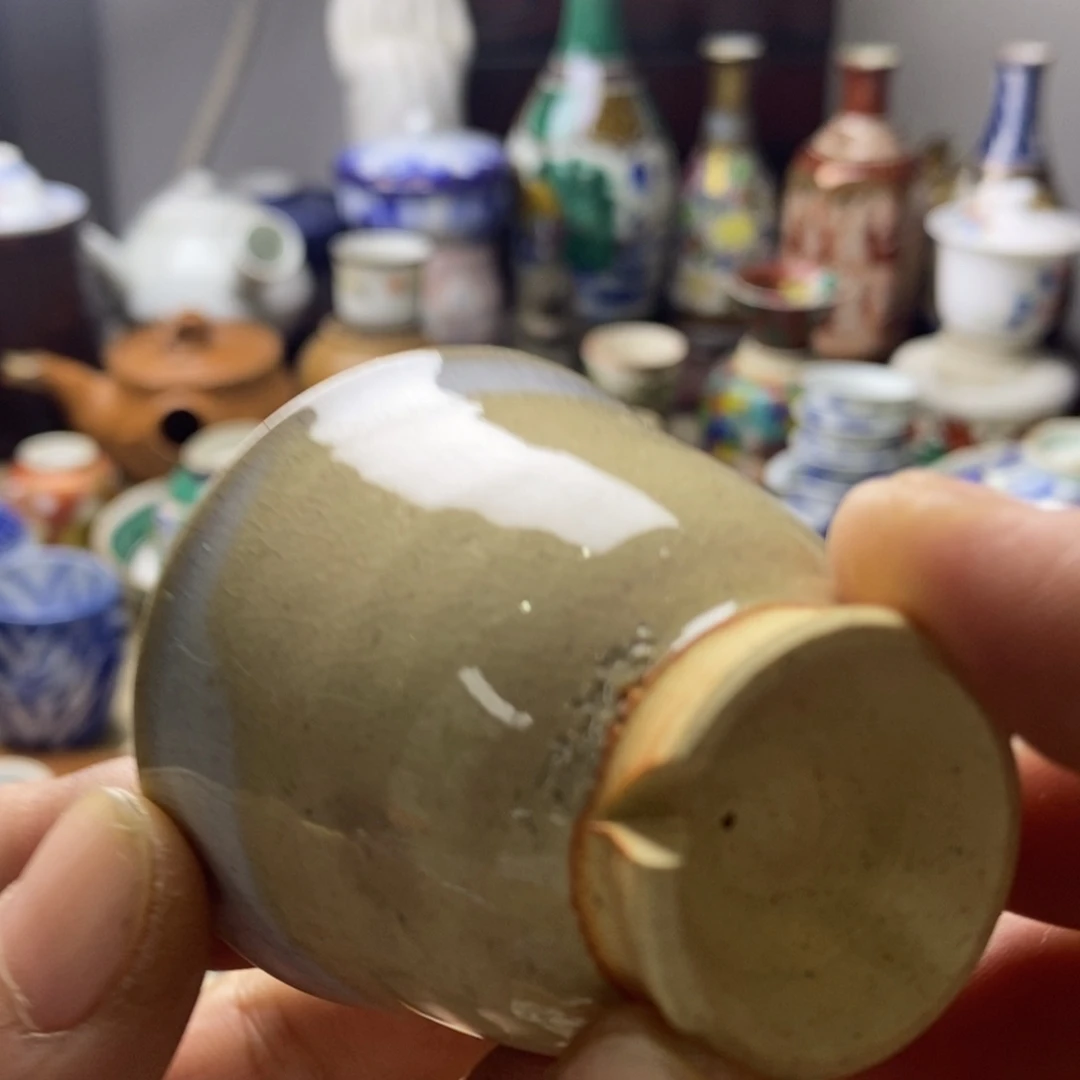 瓷片飞山街头站对面金融街一栋