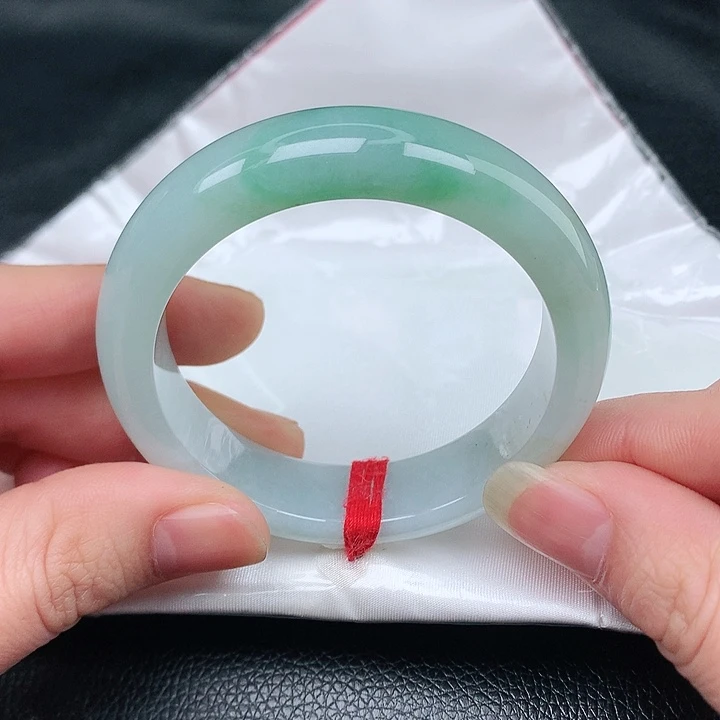 未镶嵌手镯翡翠天然