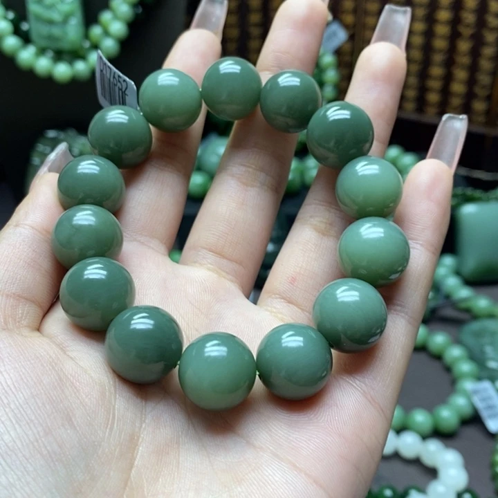 和田玉手串未镶嵌