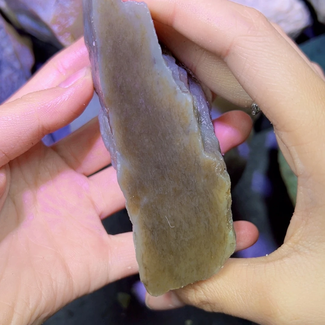 和田玉（糖玉）未镶嵌珠宝半成品