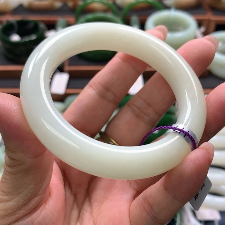 【闪购商品】未镶嵌手镯和田玉31