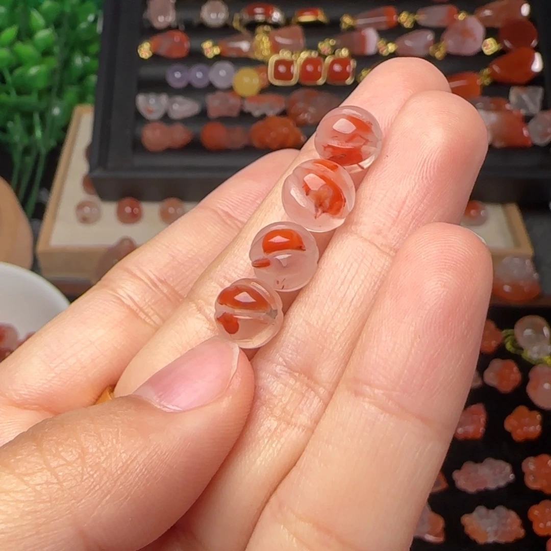 南红玛瑙颈饰未镶嵌