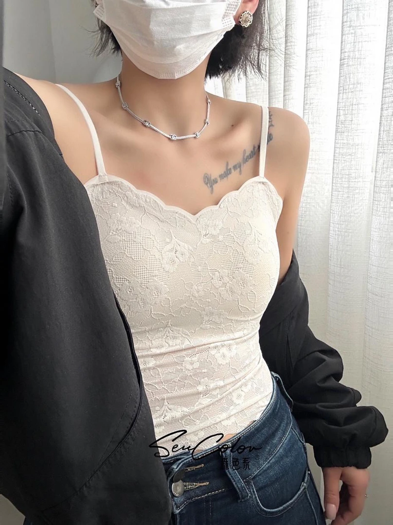 法式蕾丝吊带背心带胸垫美背设计舒适打底内搭