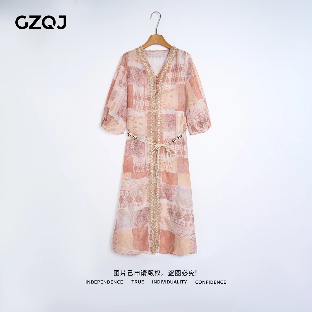 广州琴姐【沙藤密语】欧若风度假风系带蕾丝中长款印花连衣裙夏450