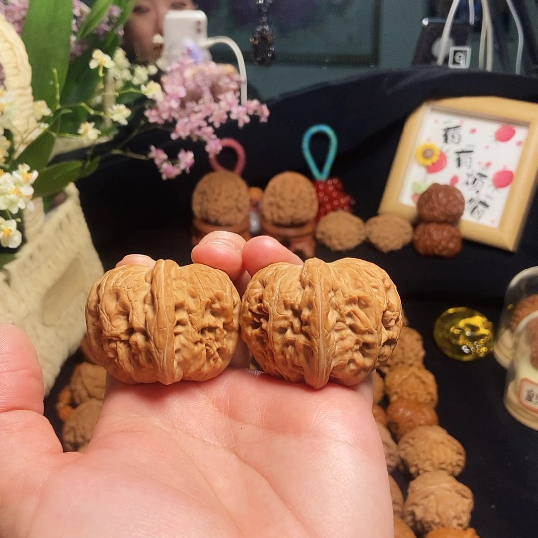 文玩核桃吊坠46元宝