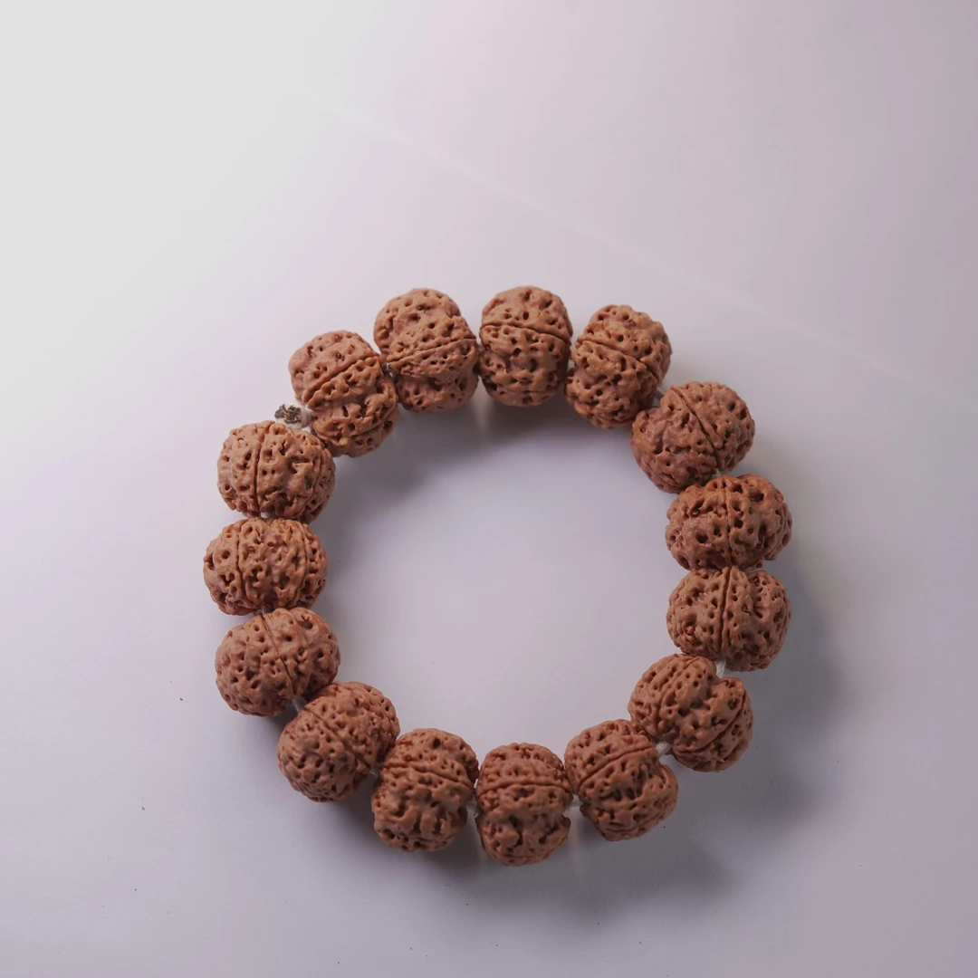 【精品】显梅花大金刚菩提手串 盘来好运