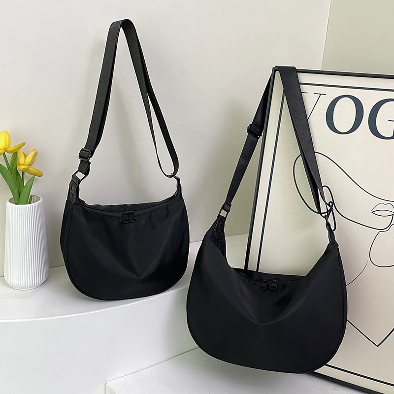 饺子包通勤风纯色耐脏防泼水斜挎包大容量腋下包大小号美观单肩包