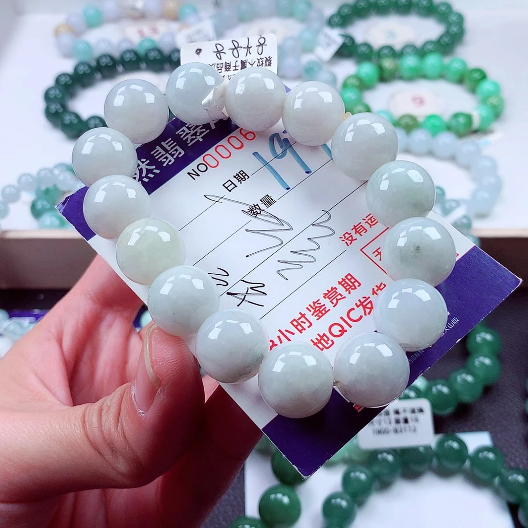 毛衣链未镶嵌翡翠