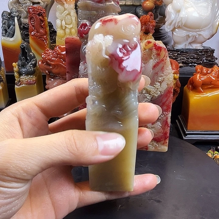 闲***生寿山石龙行天下寿山石