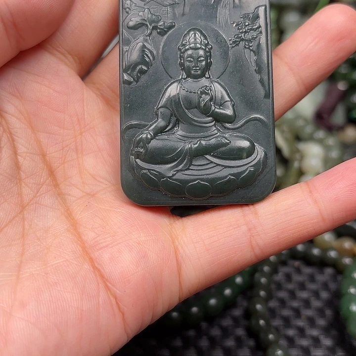 颈饰未镶嵌和田玉