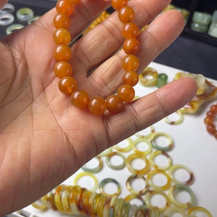 透闪石质玉未镶嵌戒指