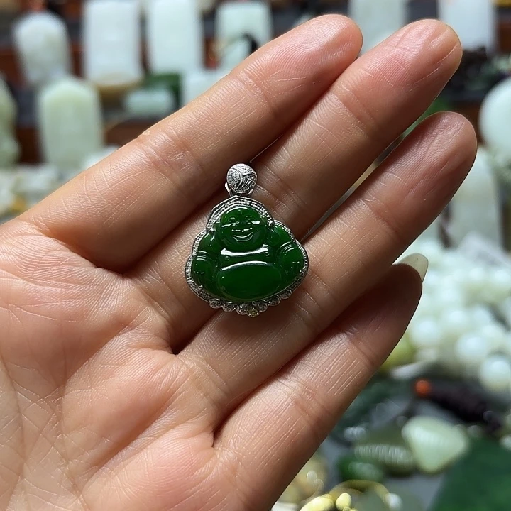 一***多翡翠18K金镶嵌颈饰翡翠挂件