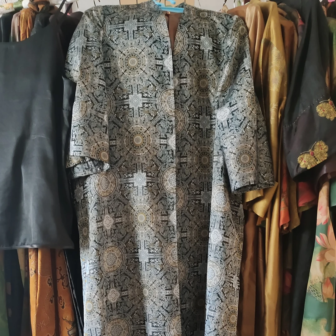 宋锦八达运长款风衣