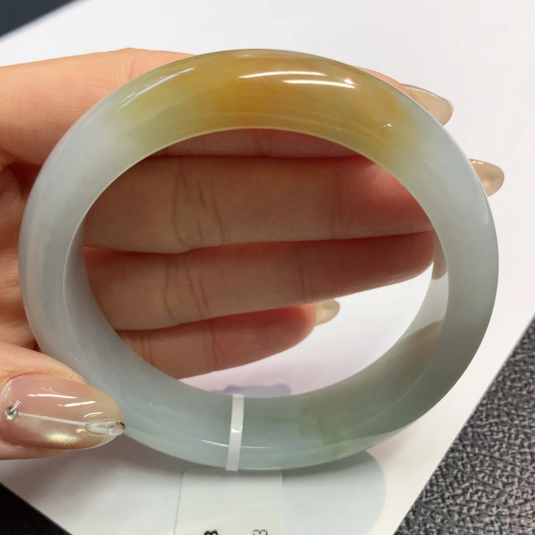 翡翠手镯未镶嵌缅甸翡翠手镯