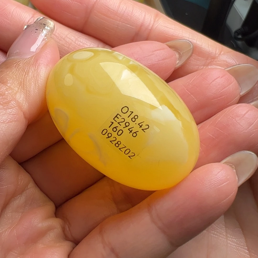 蜜蜡未镶嵌吊坠(不含链)无烤色无优化无补胶无煮蜜无覆膜无辐照