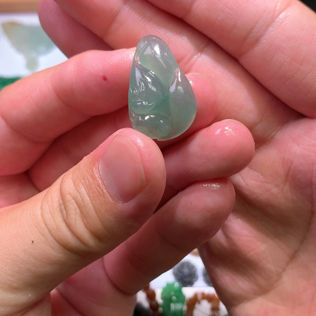 定制翡翠未镶嵌吊坠