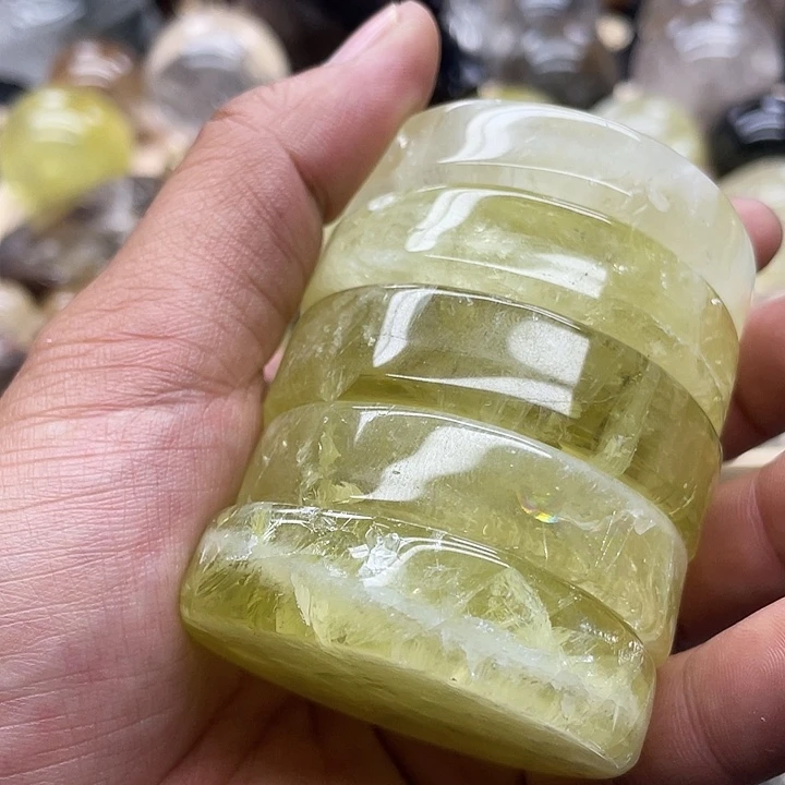 赵***红水晶未镶嵌珠宝半成品217水晶