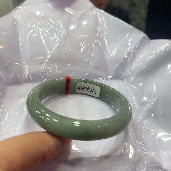 翡翠未镶嵌手镯缅甸翡翠 A 货手镯