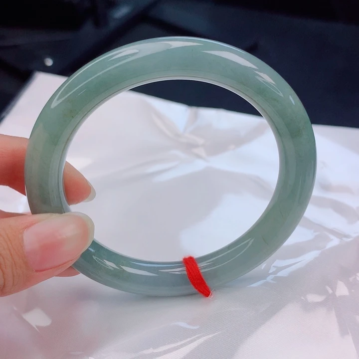 *****翡翠未镶嵌手镯（圆镯）58圈