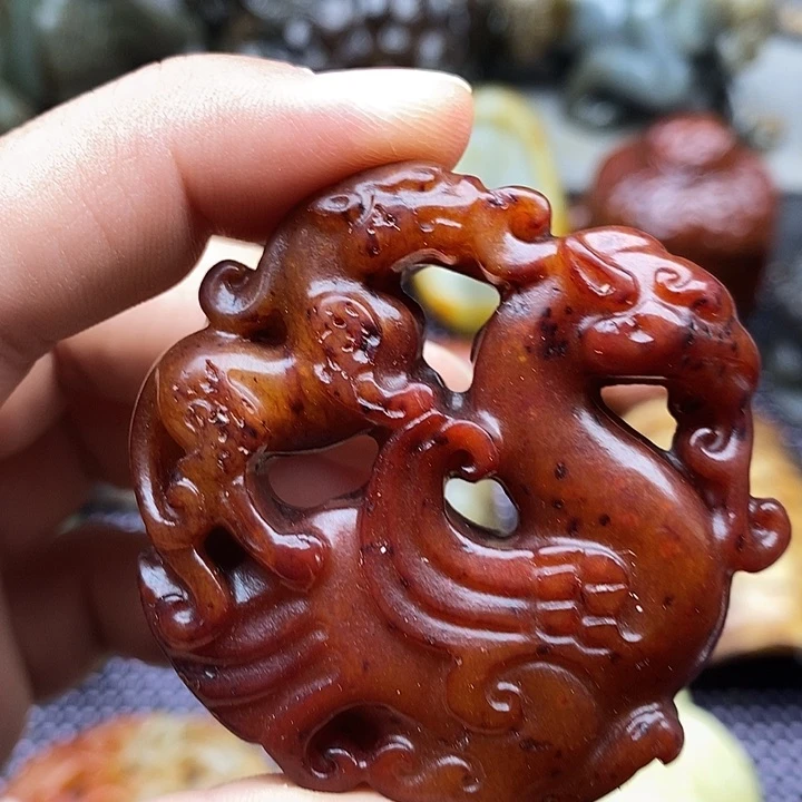 未镶嵌蛇纹石玉颈饰