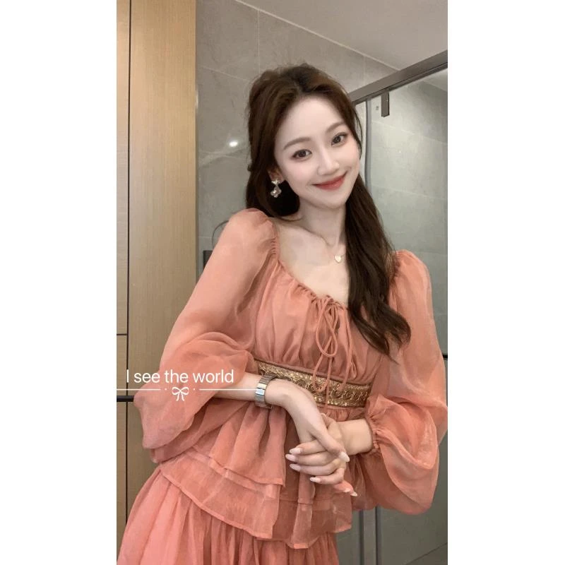 【秘境花语】2025高级新款设计感法式收腰温柔流苏粉套装