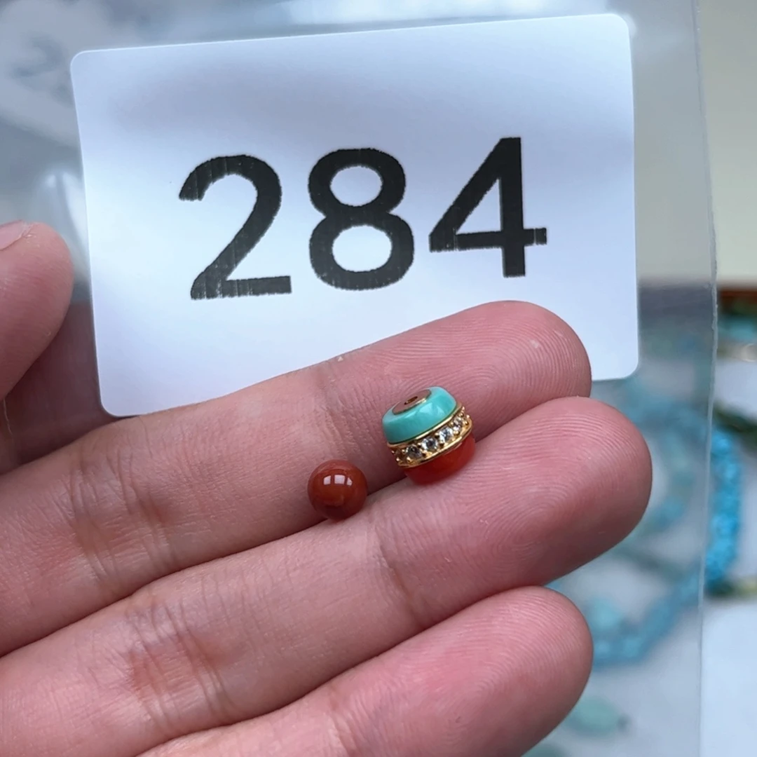 南红玛瑙未镶嵌珠宝奇石