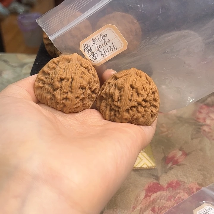 文玩核桃把件赵喜满南将石