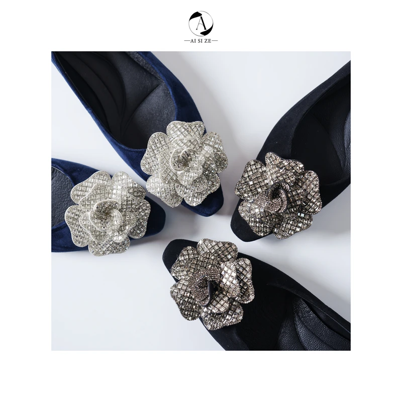 跟高2.5/34-39/2025新款时尚气质尖头浅口法式绝美水钻玫瑰花单鞋