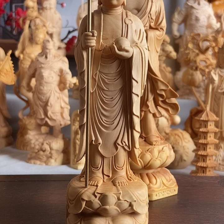 黄杨木带****猫小叶黄杨木雕地藏