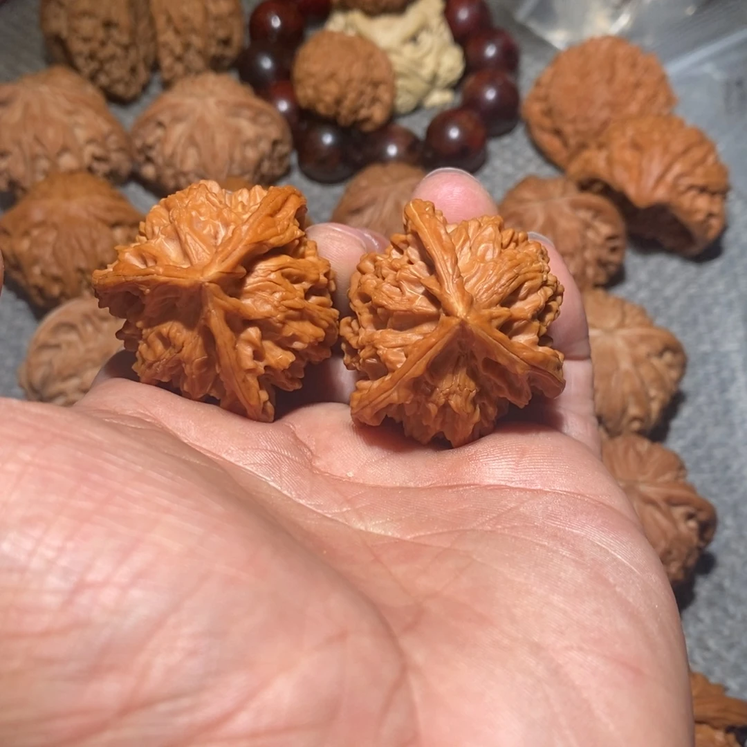 把件文玩核桃盘山三棱