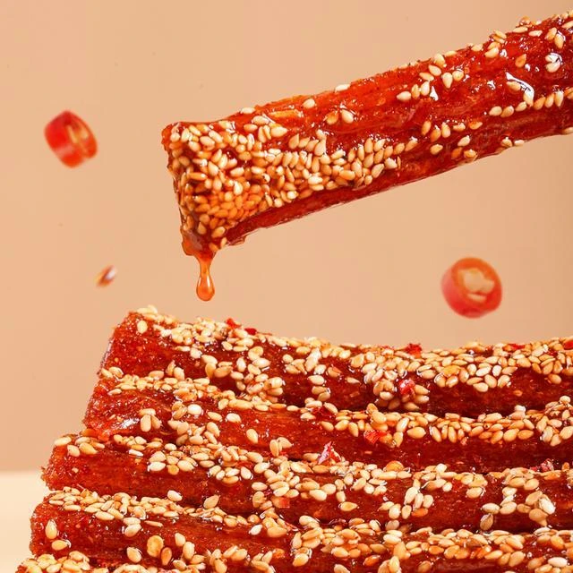 笑辣辣芝麻辣条香辣带劲解馋童年回忆上班追剧聚会充饥零食