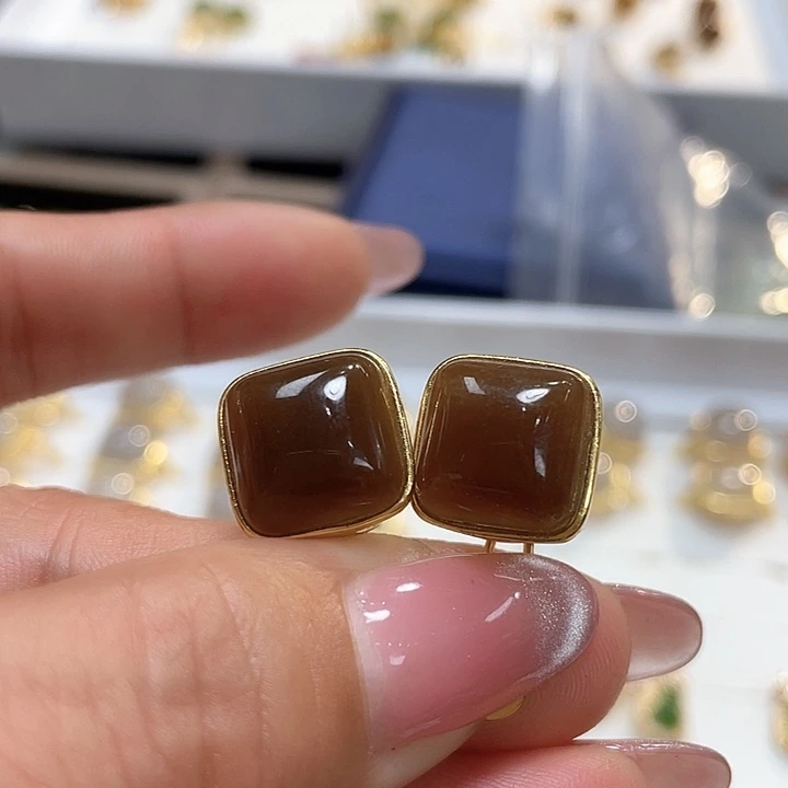 和田玉（糖玉）耳饰银S925镶嵌