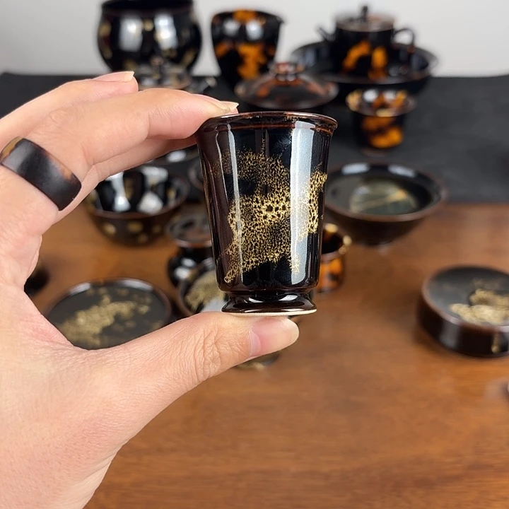 瓷洒彩鹧鸪斑闻香一口杯