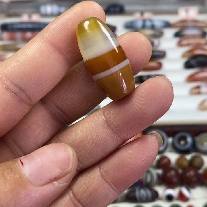 玛瑙/玉髓未镶嵌珠宝半成品