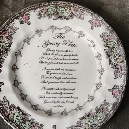 H***I瓷陶瓷盘子碗啥都有