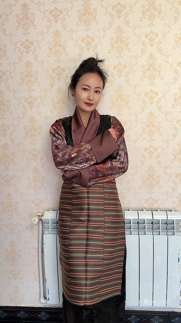 最新款藏装内搭衬衣➕围裙