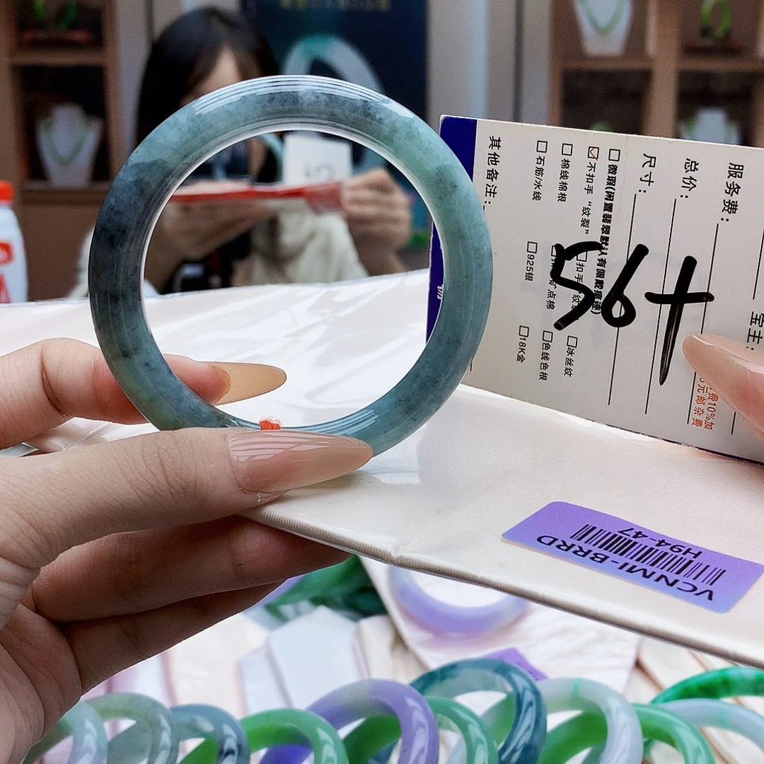 未镶嵌手镯翡翠vvv