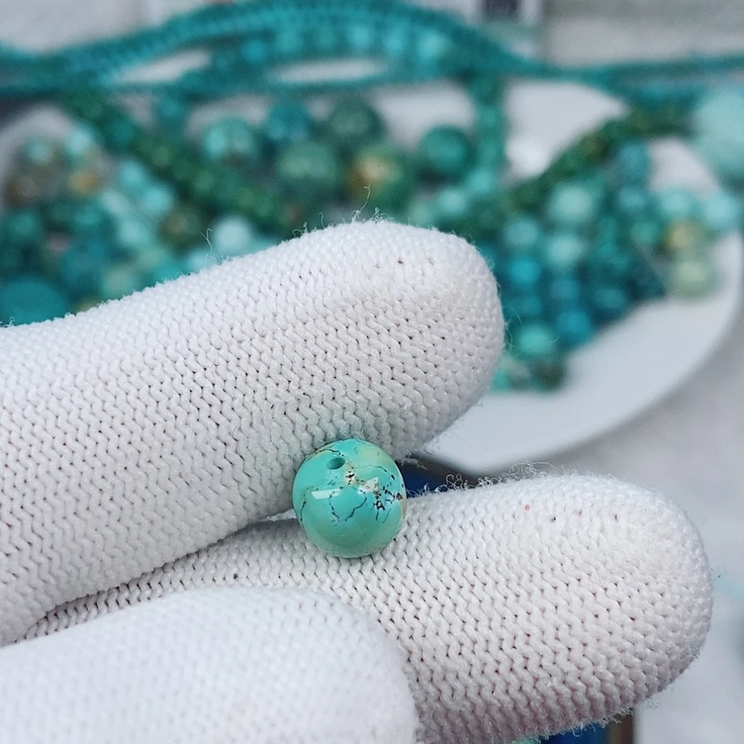 梦***帅绿松石未镶嵌珠宝奇石