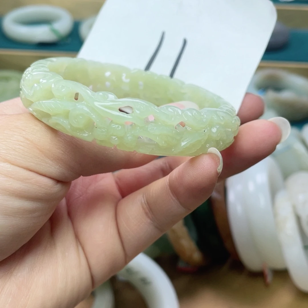 未镶嵌手镯和田玉圈口58
