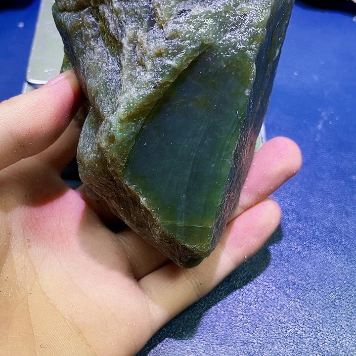 未镶嵌和田玉（糖玉）珠宝半成品