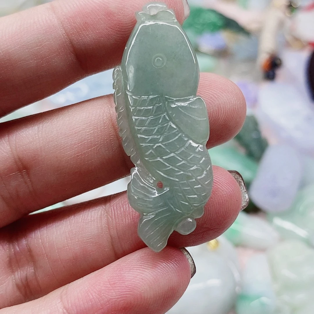 颈饰未镶嵌翡翠天然