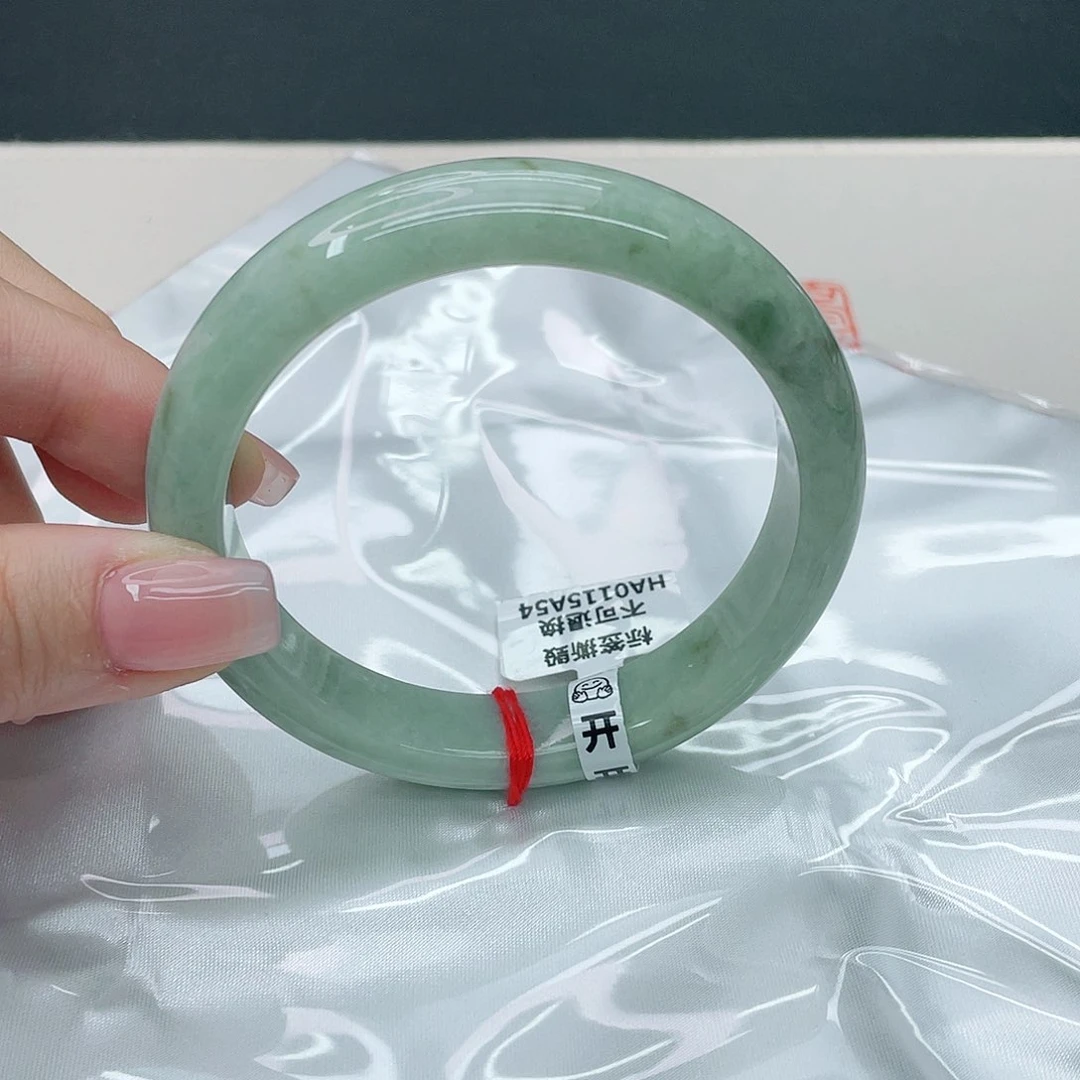 翡翠手镯未镶嵌正61,5