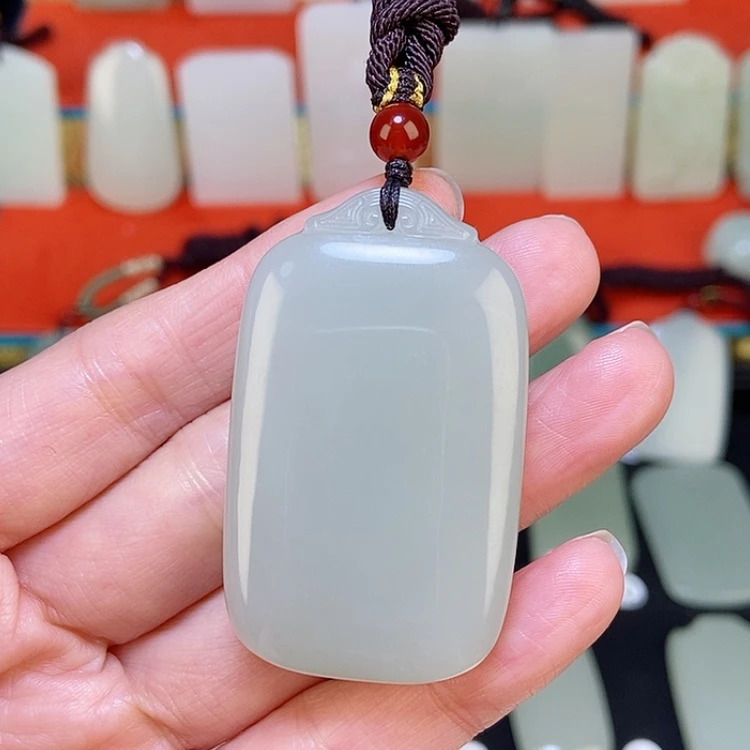 【闪购商品】颈饰未镶嵌和田玉水*流