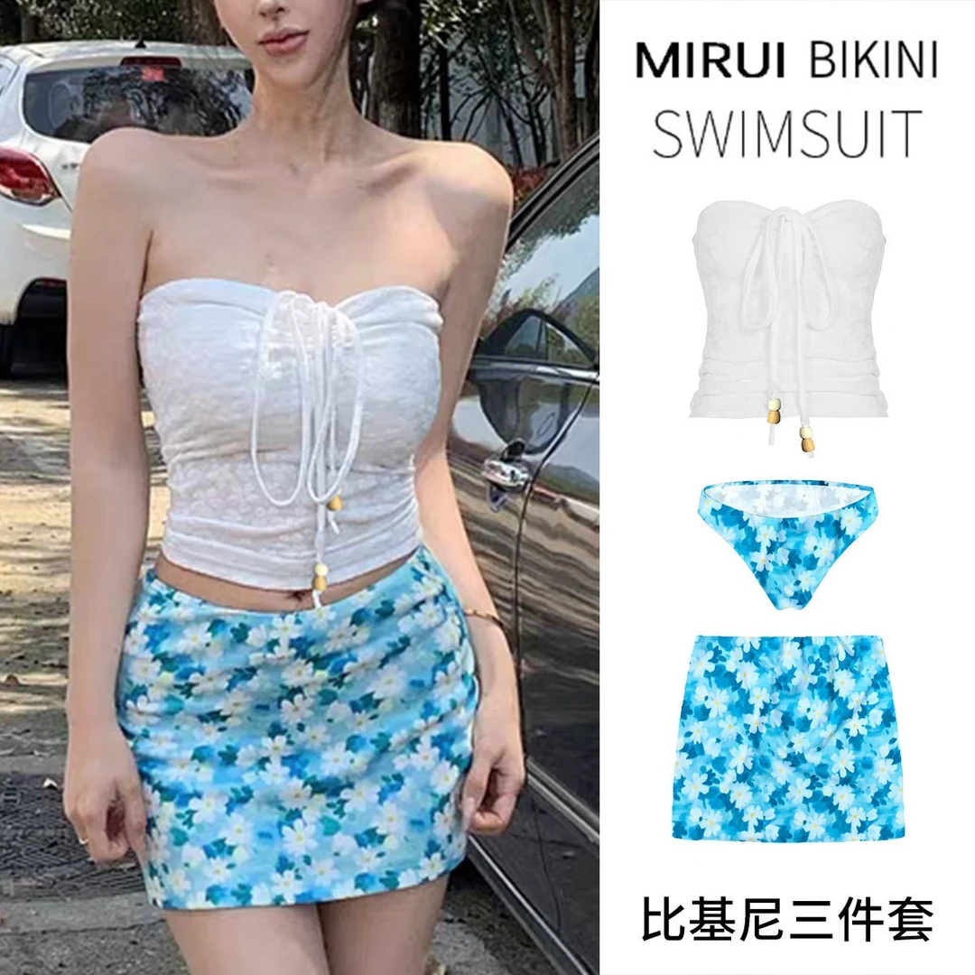 绝美沙滩泳衣女高级多巴胺温泉游泳装时尚吊带显瘦显白小众比基尼